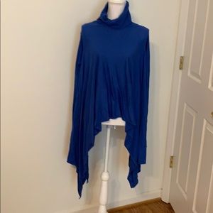 BCBG MaxAzria Poncho Style Turtleneck Top 😍